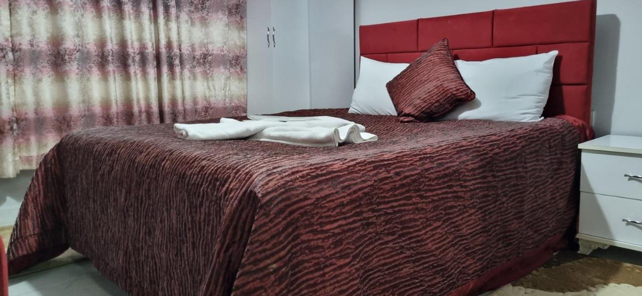 Appartamento 5 Kisilik Huzurlu Stuedyo Daire Provincia di Provincia di Istanbul Esterno foto